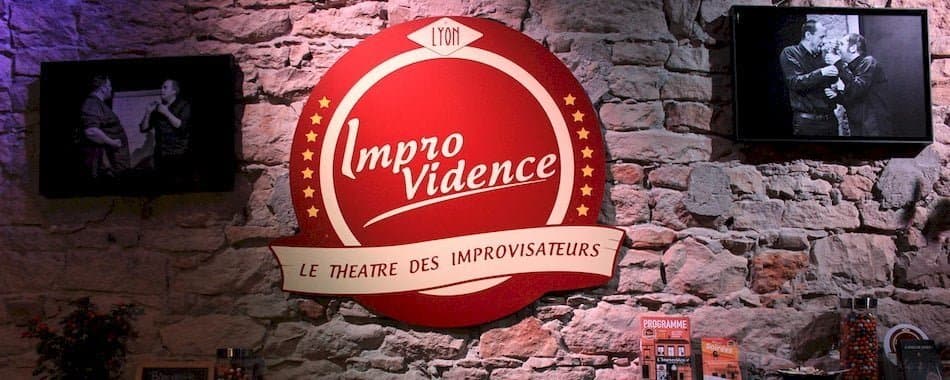 Les 10 meilleurs cafés théâtres à Lyon : votre guide pour une soirée inoubliable